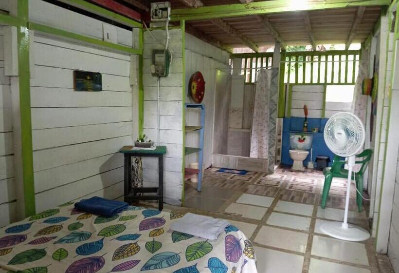 هاستل Posada Madre Tierra