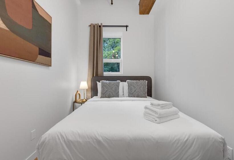 هاستل The Little Prince Rooms Old Montreal