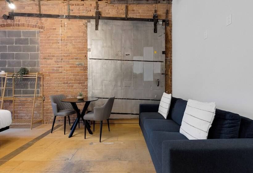 هاستل The Little Prince Rooms Old Montreal