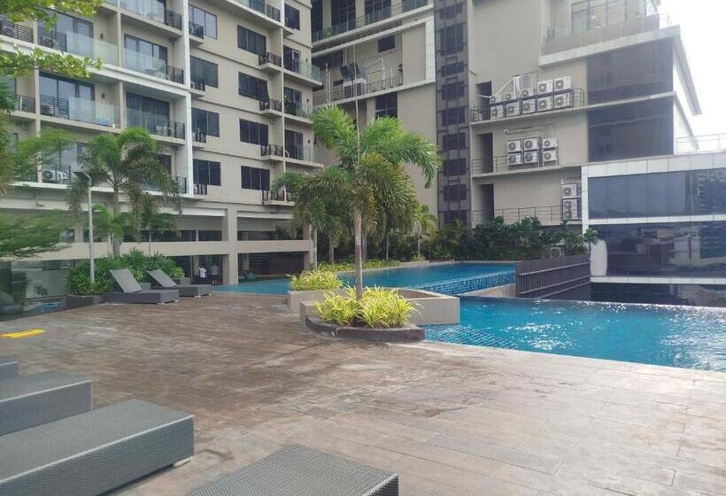 צימר Studio Type Condo Unit At Baseline Prestige