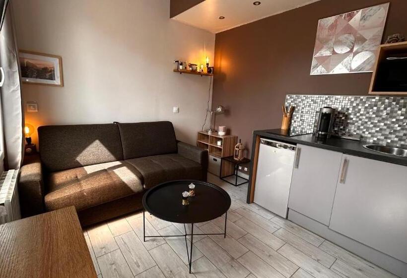 مبيت وإفطار Mini Studio Et Espace Extérieur