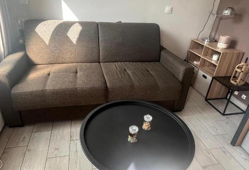مبيت وإفطار Mini Studio Et Espace Extérieur