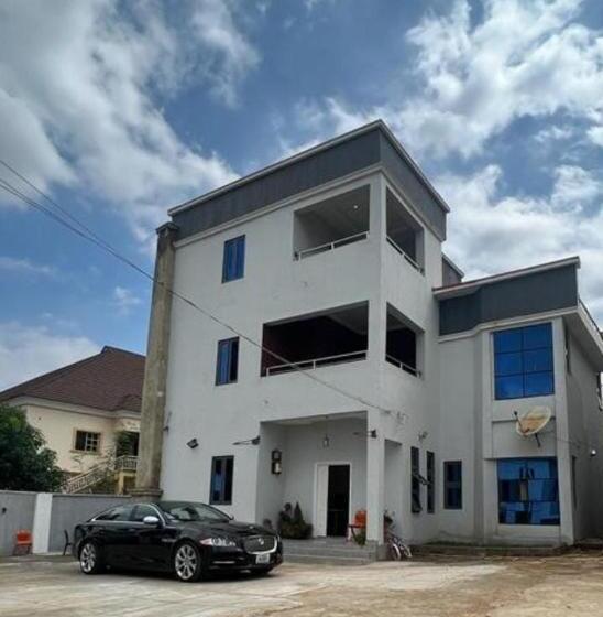 تختخواب و صبحانه Omeroi Apartment