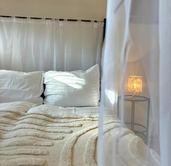 Boutique Hotel Barvirna