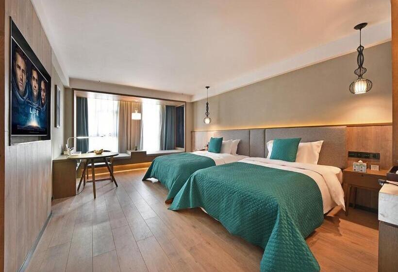 Mehood Lestie Hotel   Xi An Jiaotong University Xijing Hospital Changle Park Metro Station