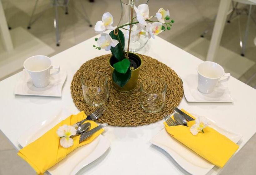 پانسیون Domus Vivian