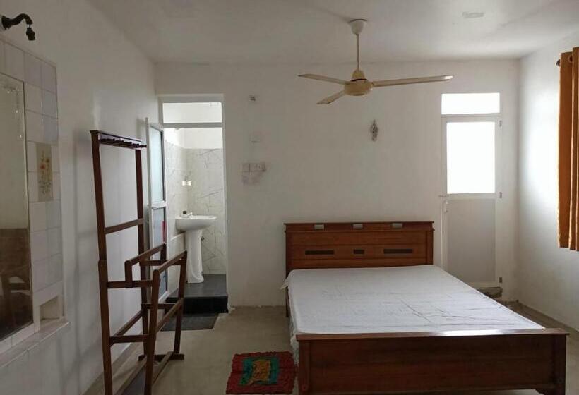 بنسيون Serendib Guest Inn