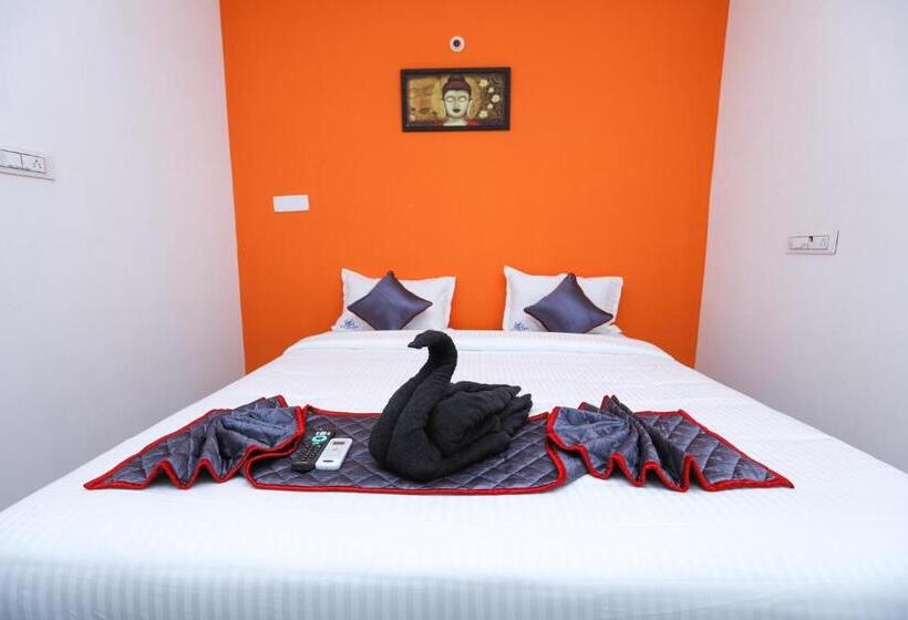 리조트 La Piscine Farm House