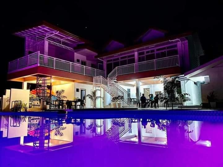 مبيت وإفطار Carms Villa Resort