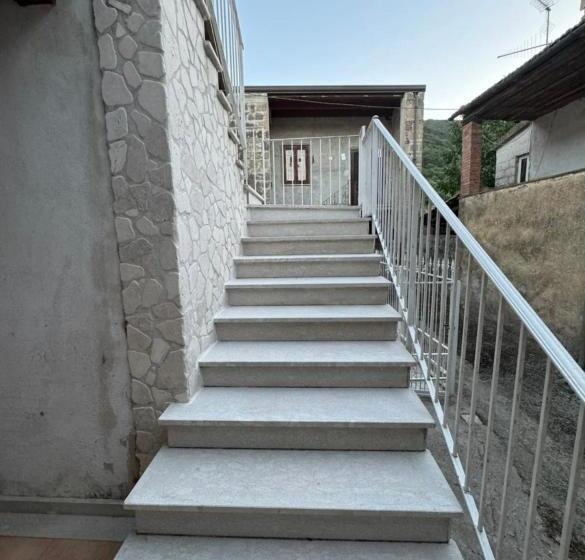 مبيت وإفطار Suite Trivolischi