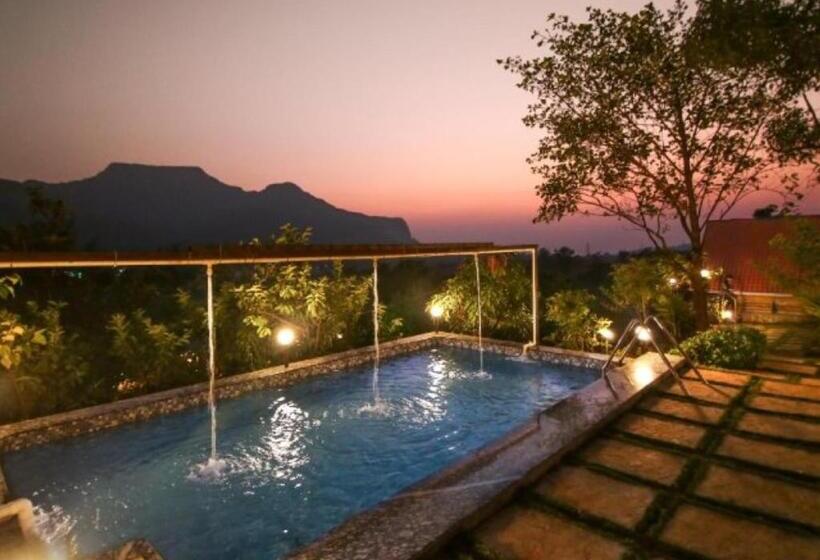 فندق Jv Cottages Mulshi