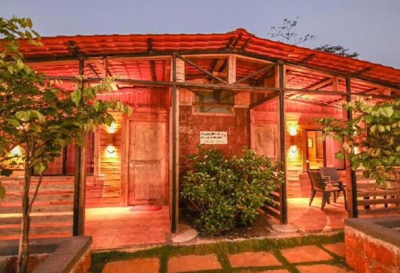 فندق Jv Cottages Mulshi