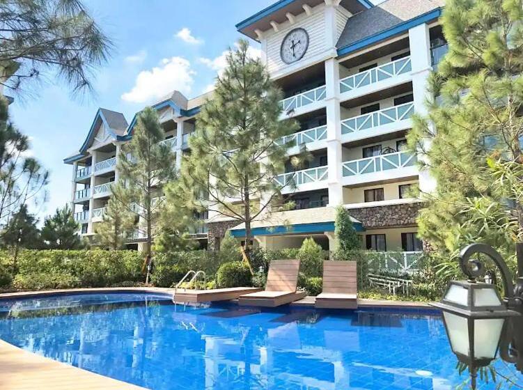 Luxurious Suite Near Tourist Spots