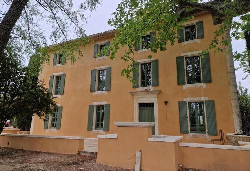 פנסיון Bastide Des 7 Sœurs