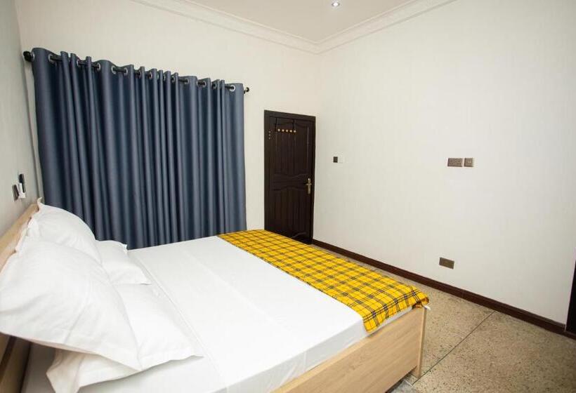 بنسيون Lc Lodge & Event Centre