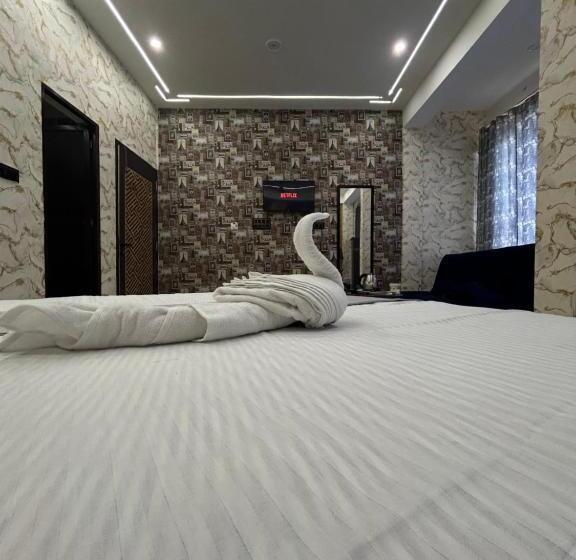 هتل Faarmsi Inn