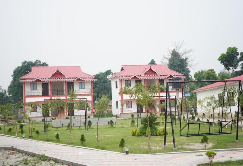 בית מלון כפרי Gangotri Resort