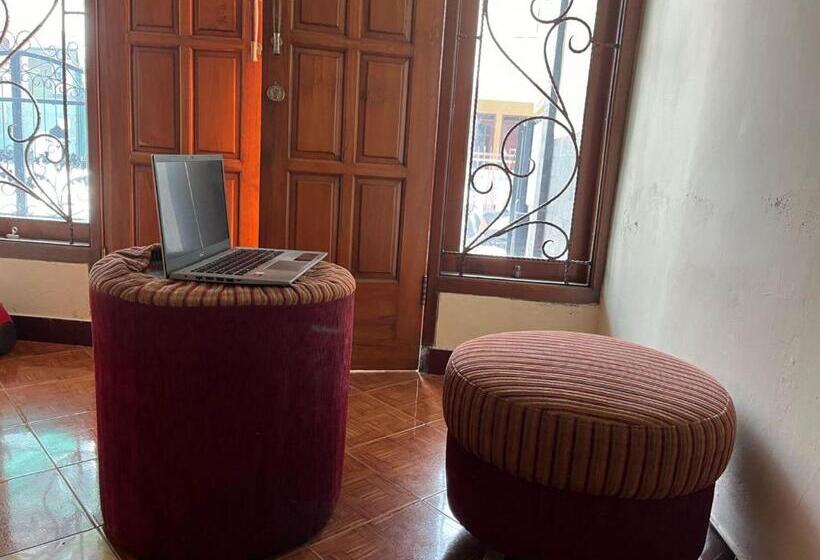 هتل Oyo 94153 Bantul Syariah Homestay