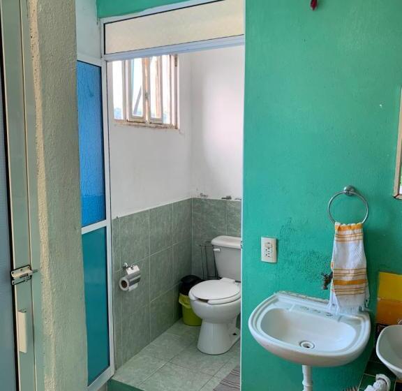 پانسیون Anamaya Hostal