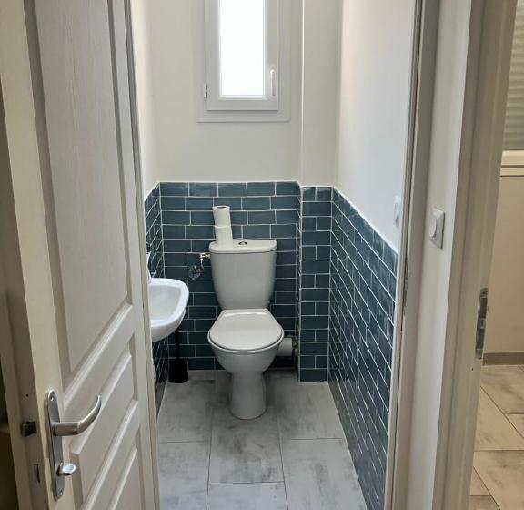 ペンション Chambre Dans Une Maison En Colocation Proche Paris Et Disney Room In Shared House