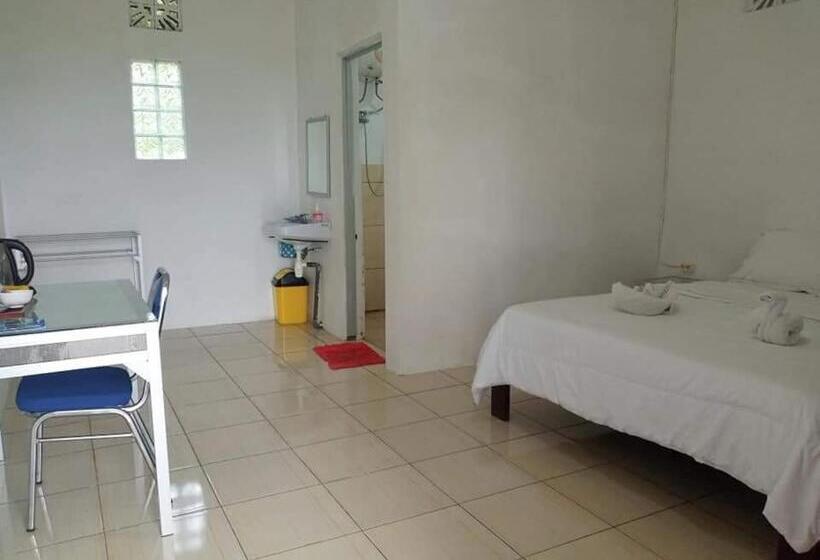 پانسیون Sao Ria Wisata Moni