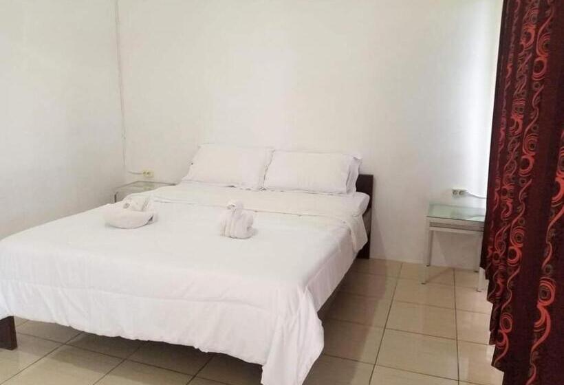 پانسیون Sao Ria Wisata Moni