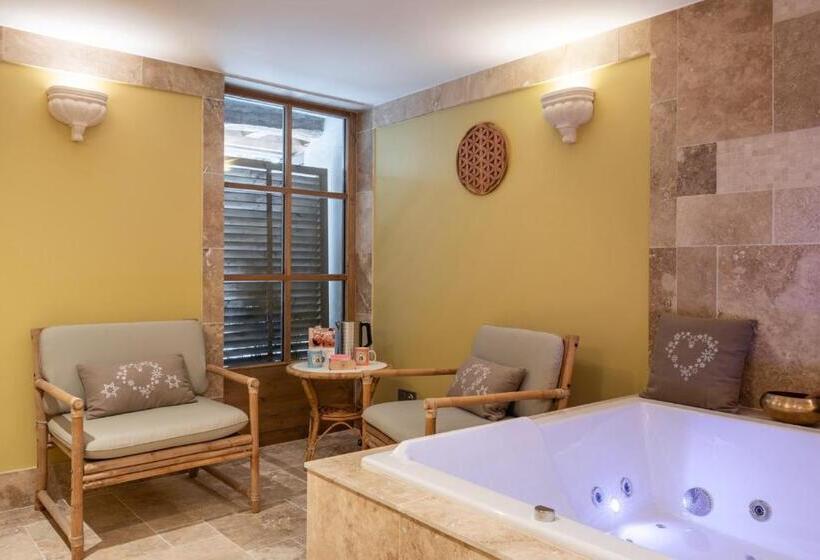 مبيت وإفطار Le Cellier & Spa
