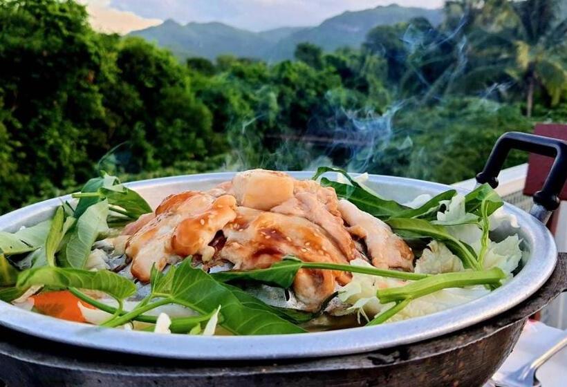 ホテル Baan Apa Erawan Resort