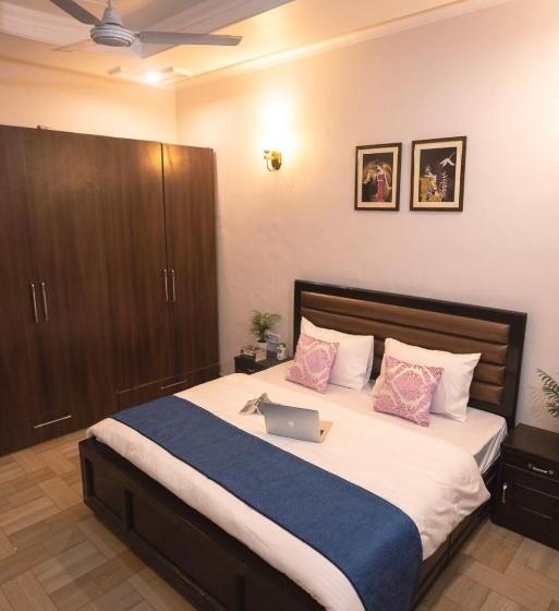 בית מלון כפרי Doon Lily