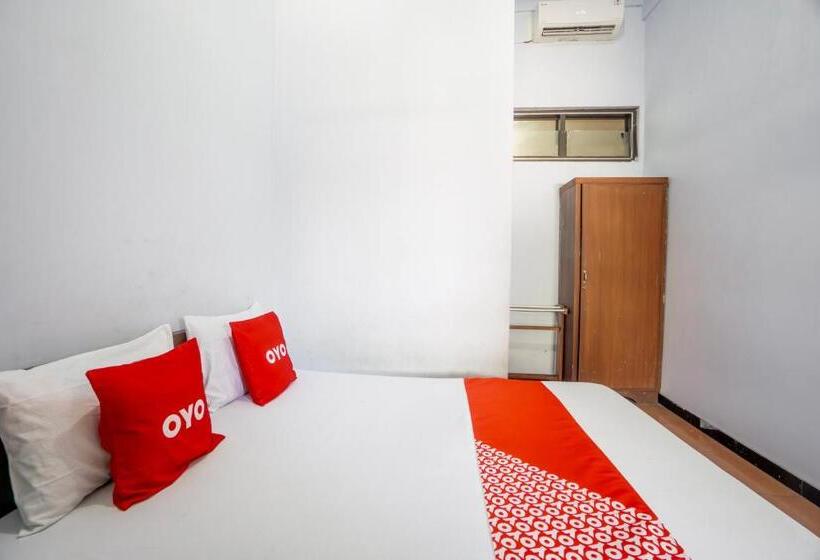 בית מלון כפרי Oyo 94172 Mata Air Guest House Madiun