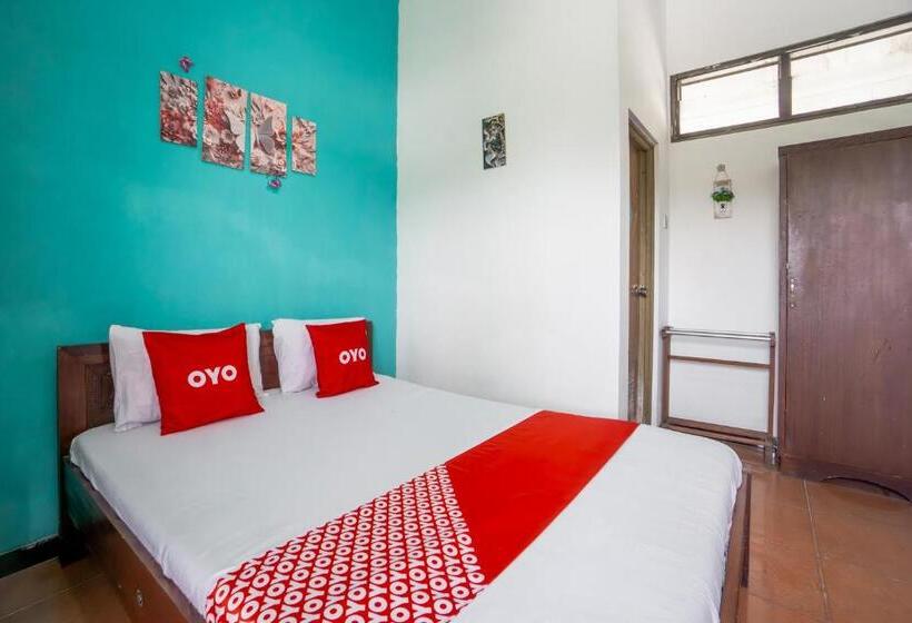 בית מלון כפרי Oyo 94172 Mata Air Guest House Madiun