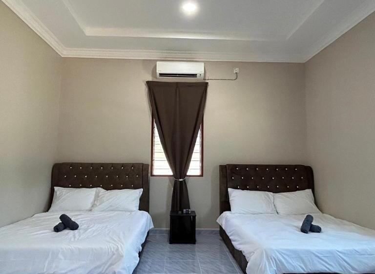 فندق Sasuka Chalet Pantai Pandak