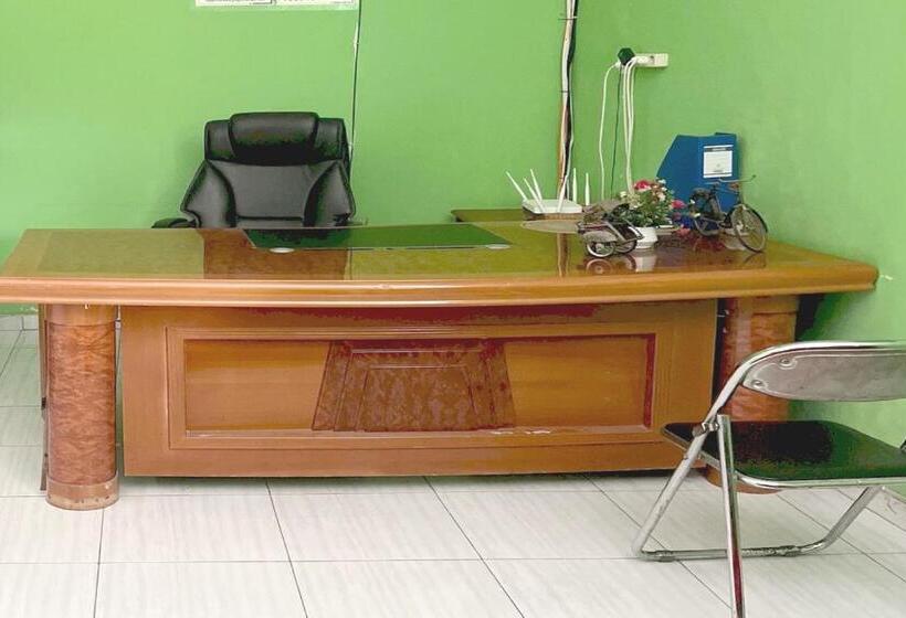 هتل Spot On 94146 Rama Residence Syariah