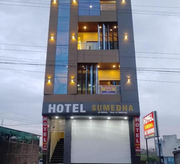 בית מלון כפרי Sumedha