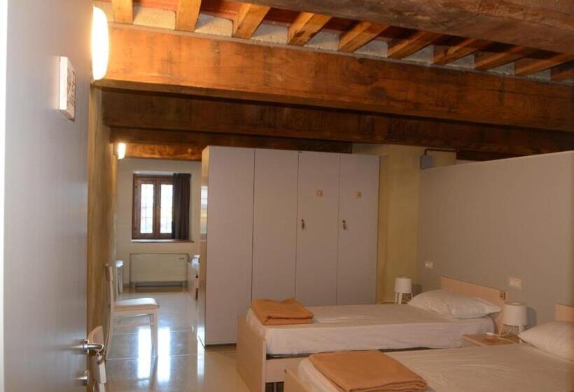 Ostello Cartiera La Buca