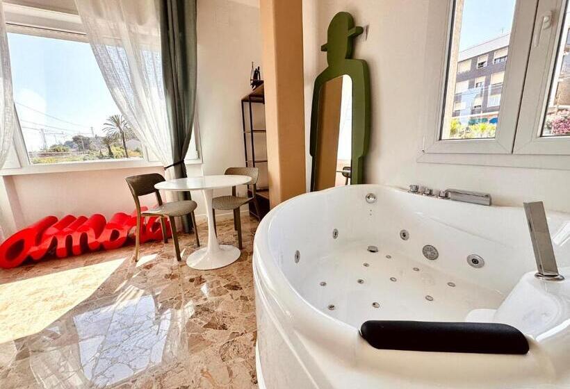 پانسیون New Seaside Suite