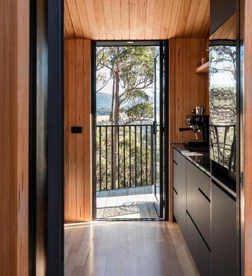 مبيت وإفطار Hunter Huon Valley Cabin Three