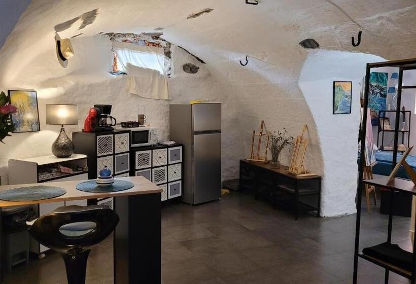 مبيت وإفطار Maison De Sisi