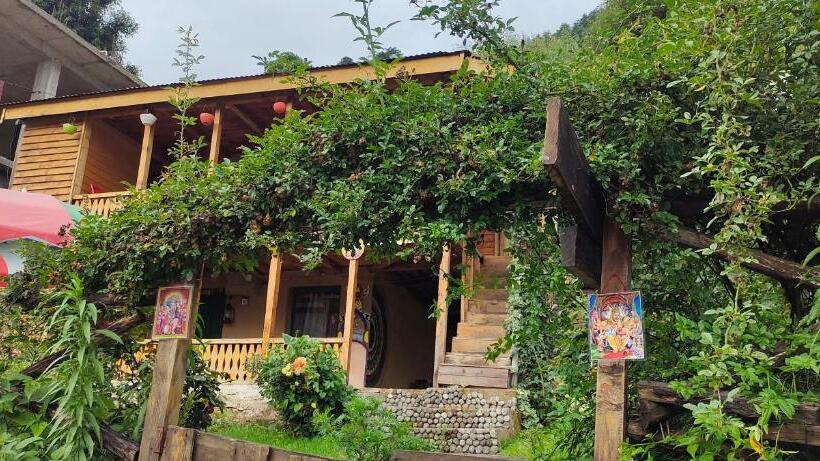 酒店 Muse Meadow Huts & Homestay