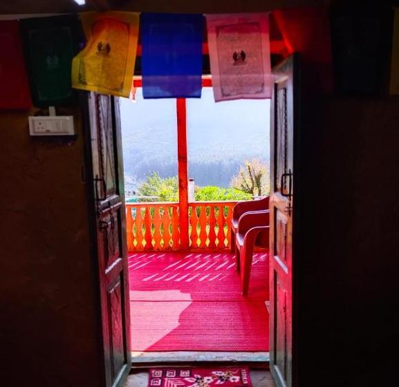 酒店 Muse Meadow Huts & Homestay