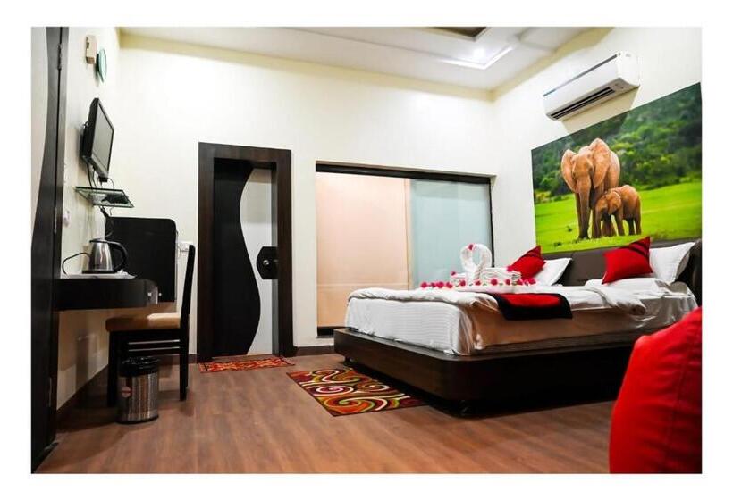 Kingfisher Resorts