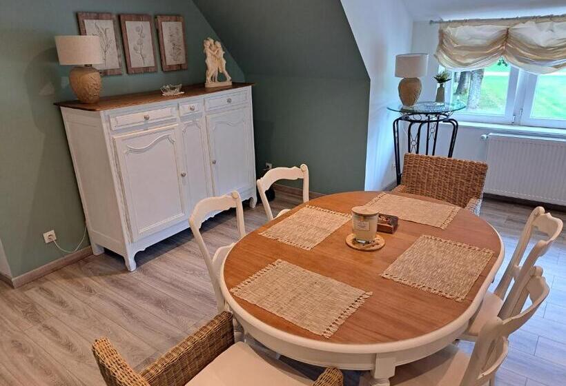 住宿加早餐  Chambre D Hotes à La Campagne Dans Un Cadre Verdoyant