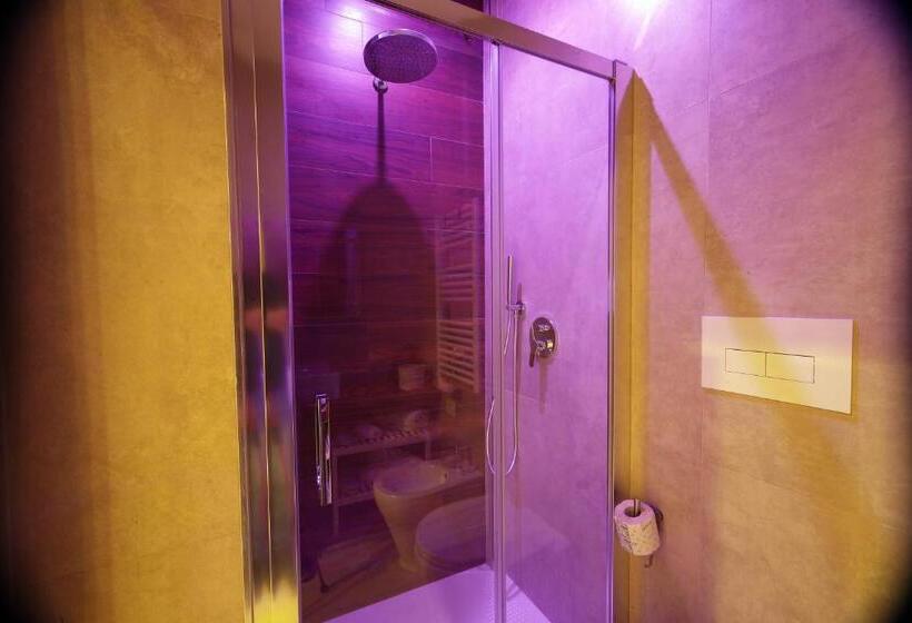 تختخواب و صبحانه Sebèl Camere Di Charme