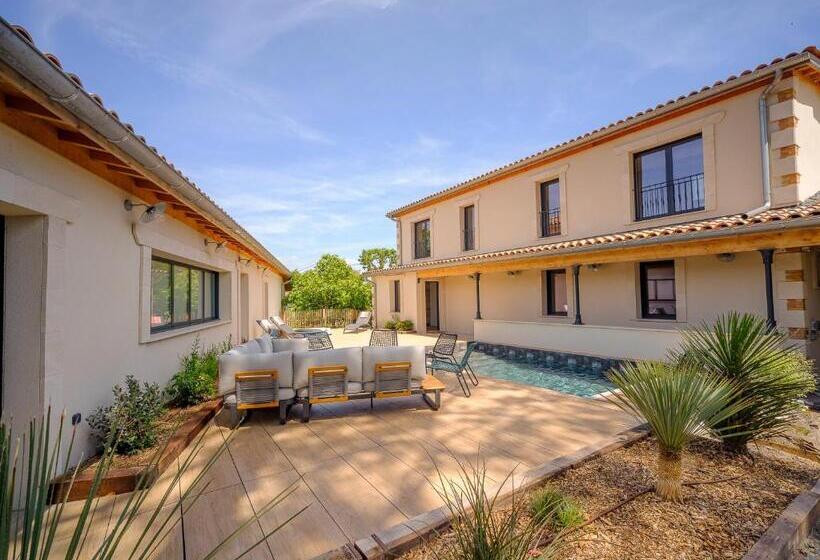 مبيت وإفطار Villa Poulpo