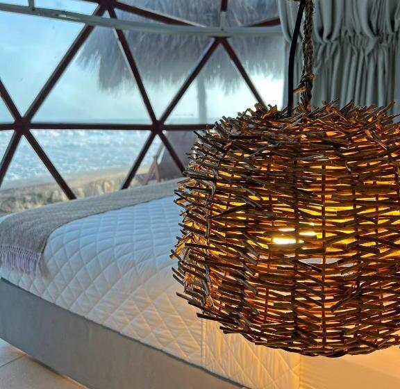 هتل Almare Zonte Beachfront Glamping