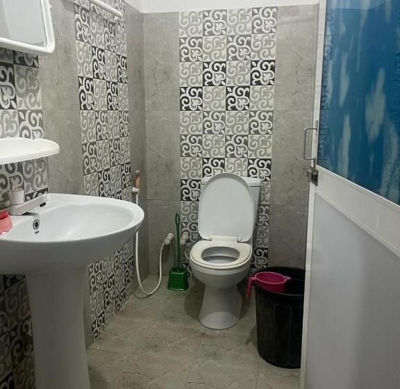 Пансион Adrian Hostels