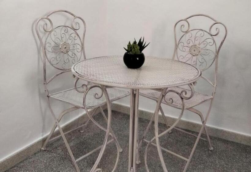 ペンション La Dormeuse