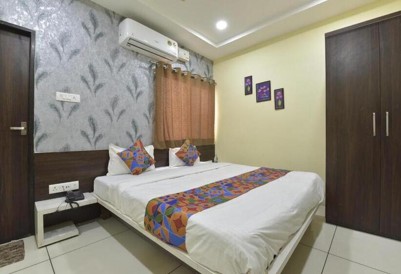 A2 Hotel And Restro