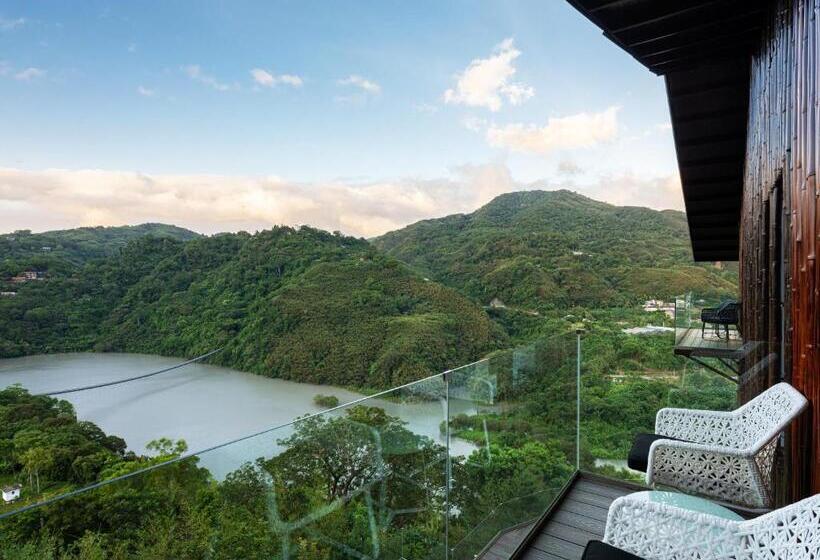 تختخواب و صبحانه Kilar Mountain Villa