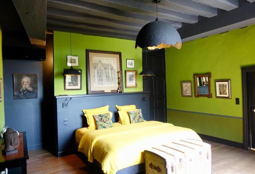 مبيت وإفطار Le Jardin Des Triomphes